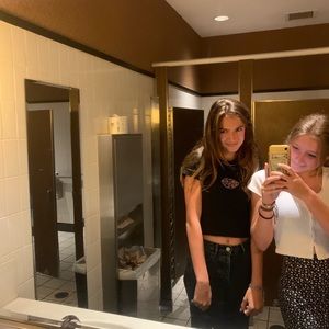 Meet your Posher, Nina